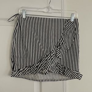 FOREVER 21 STRIPED SKORT